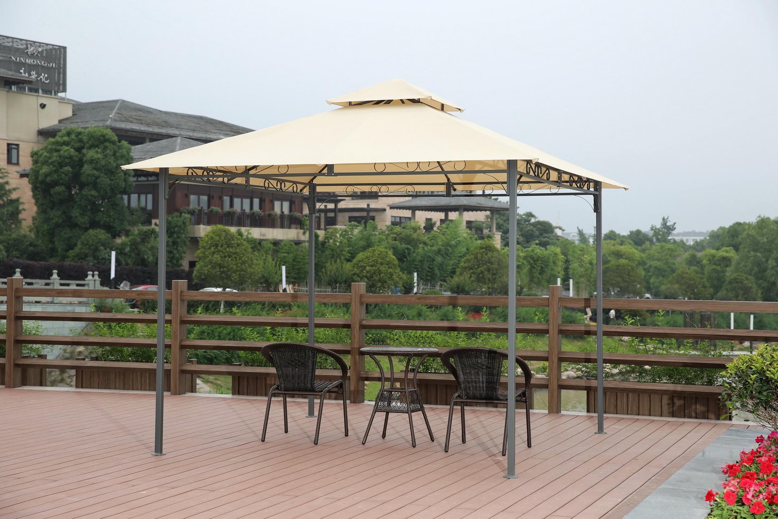 Outdoor furniture buying guides for B2B importers and commercial buyers