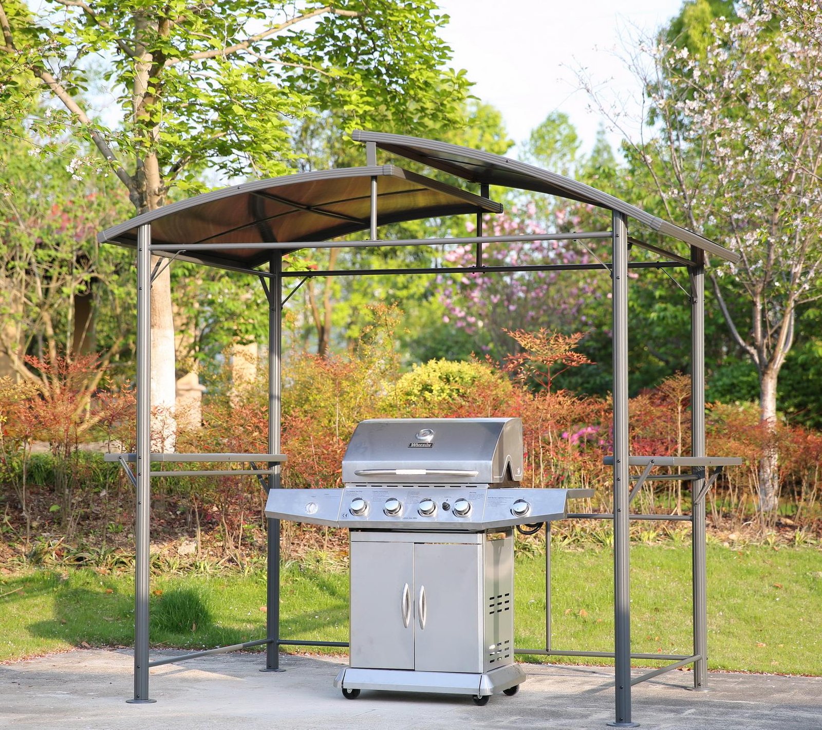 Commercial outdoor furniture materials comparison guide